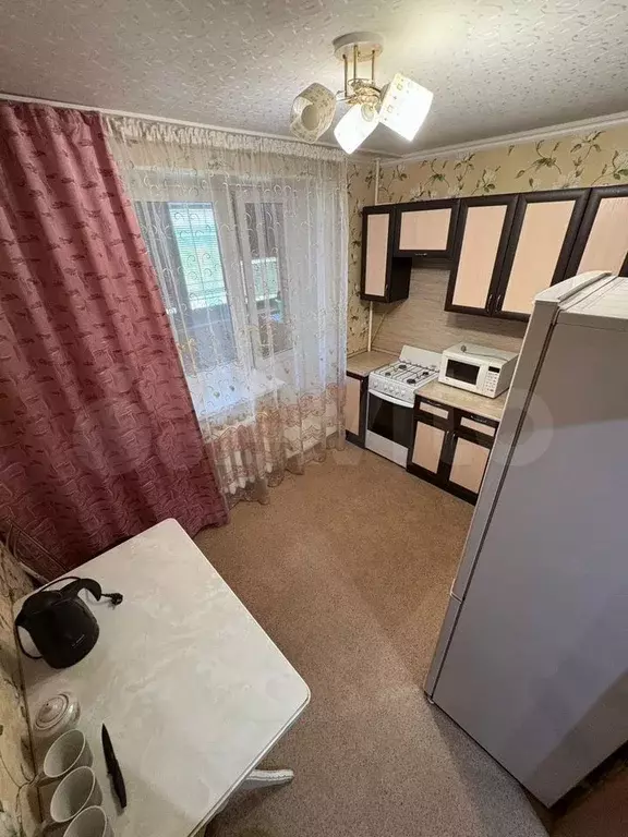 1-к. квартира, 40 м, 8/9 эт. - Фото 1