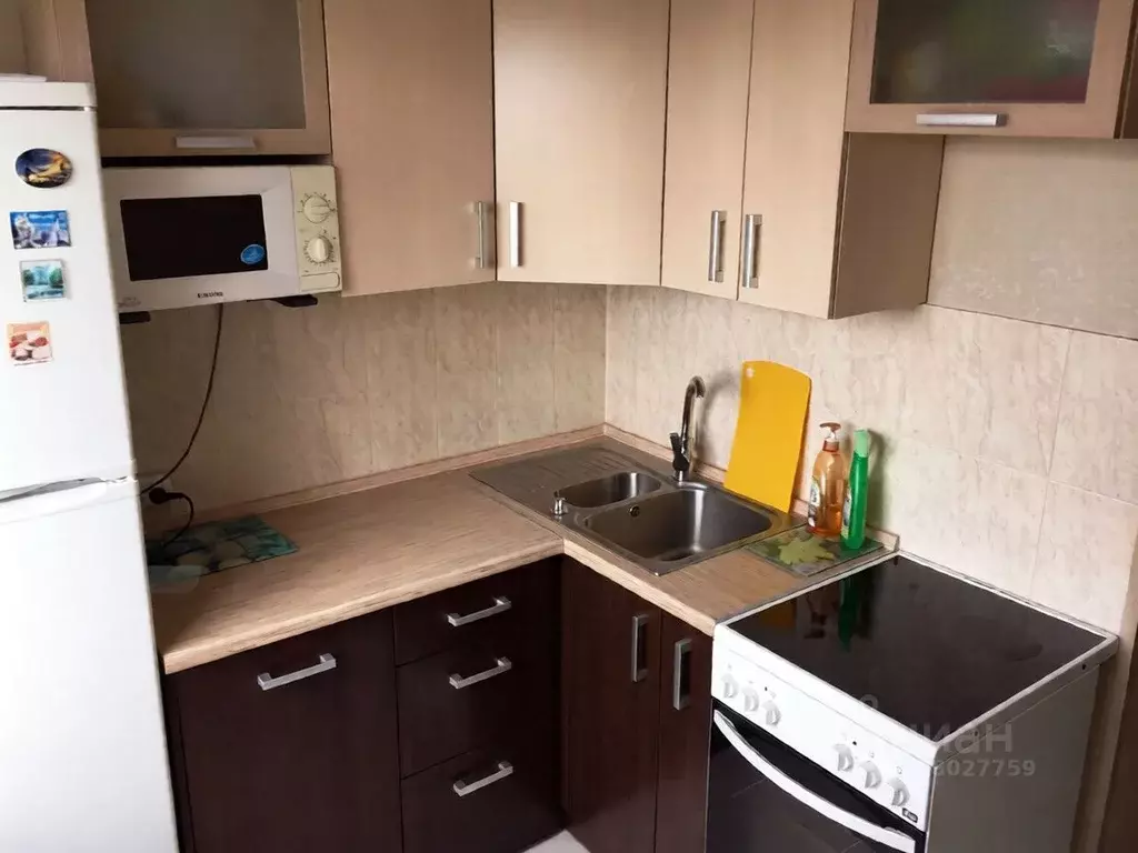 3-к кв. Краснодарский край, Сочи Центральный мкр, ул. Роз, 48 (66.0 м) - Фото 1