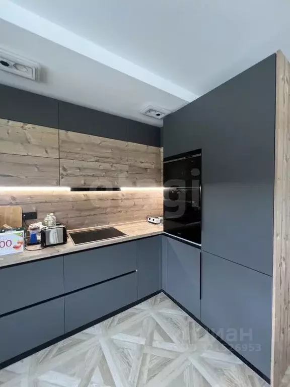 Дом в Сахалинская область, Южно-Сахалинск Рязанская ул., 2Г (198 м) - Фото 1