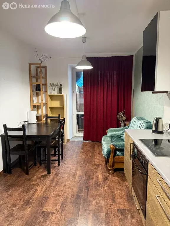 1-комнатная квартира: Тюмень, улица Циолковского, 7 (45 м) - Фото 2