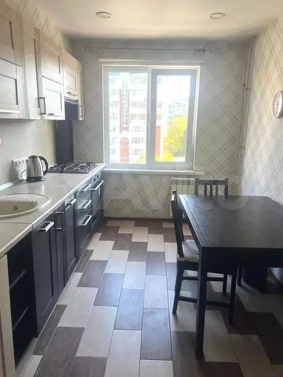 2-к. квартира, 55 м, 6/9 эт. - Фото 1