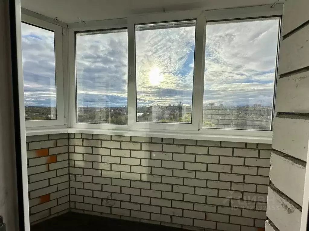 1-к кв. Брянская область, Брянск ул. Комарова, 61 (35.7 м) - Фото 1