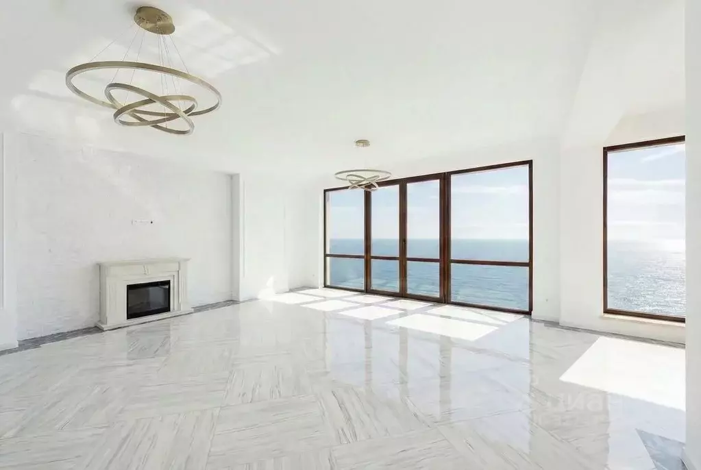 4-к кв. Крым, Ялта ул. Средне-Слободская, 15 (160.0 м) - Фото 1