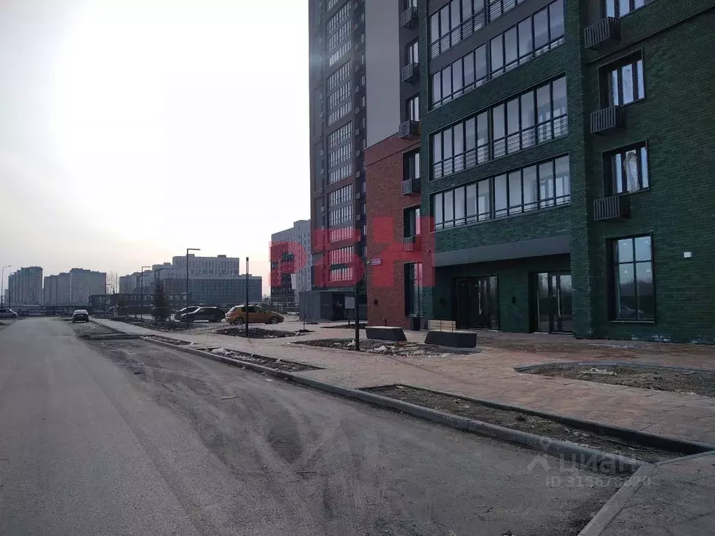 Торговая площадь в Тюменская область, Тюмень Новгородская ул., 9А (92 ... - Фото 1