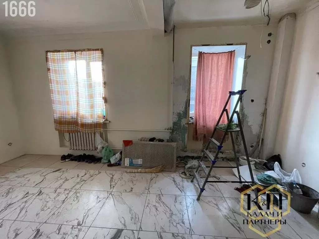 Торговая площадь в Свердловская область, Полевской ул. Ленина, 4 (48 ... - Фото 2