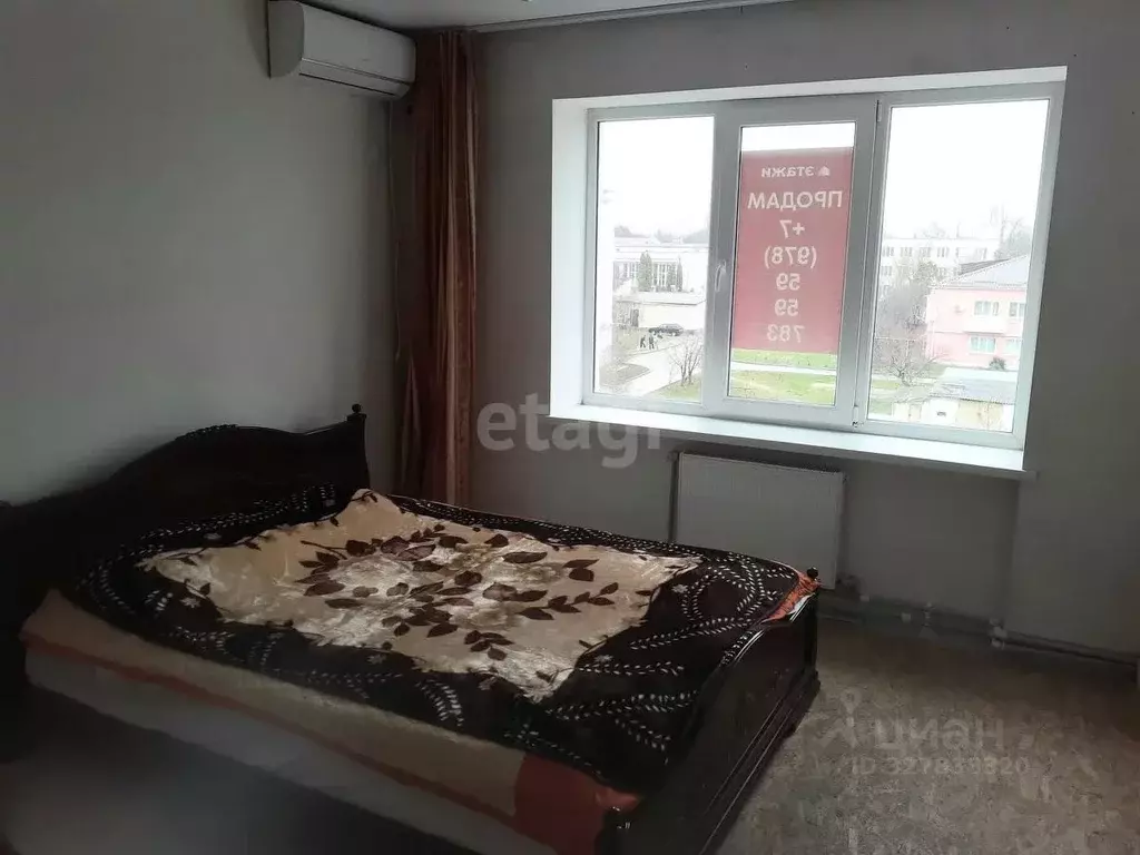 4-к кв. Крым, Кировский район, с. Яркое Поле ул. Спортивная, 17 (73.2 ... - Фото 1