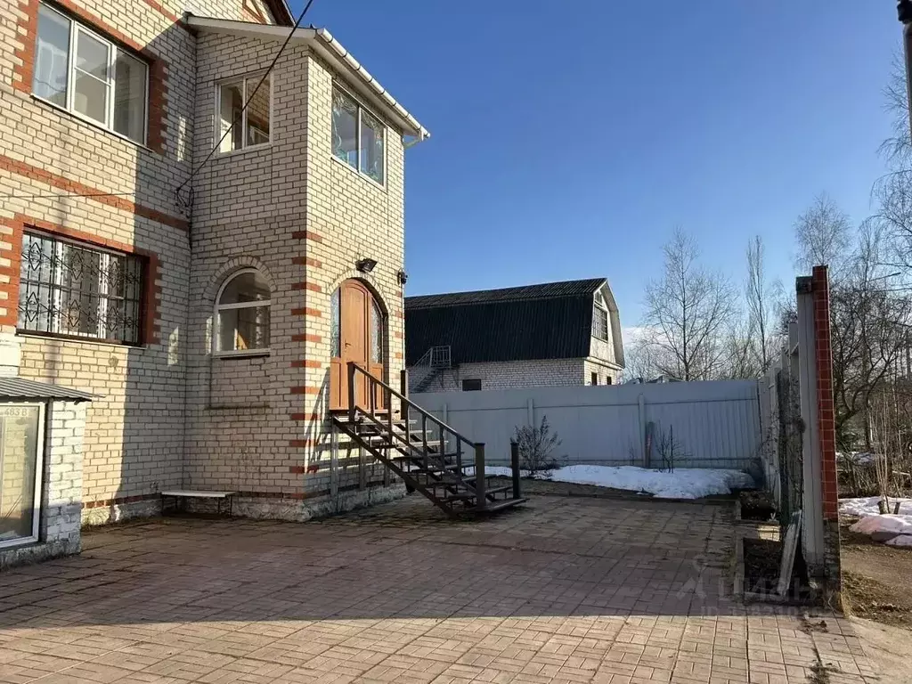 Дом в Московская область, Клин ул. Василия Перова, 5 (260 м) - Фото 2