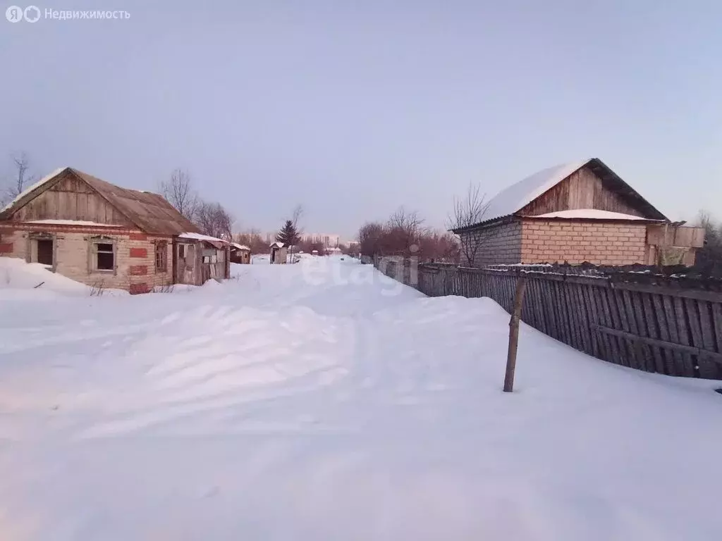 Участок в Стерлитамак, СНТ Мирный, 17-й переулок (4.3 м) - Фото 1