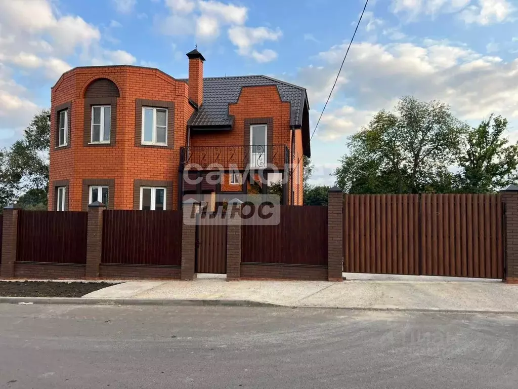 Дом в Курская область, Курск ул. 8-й Лог, 4 (236 м) - Фото 1