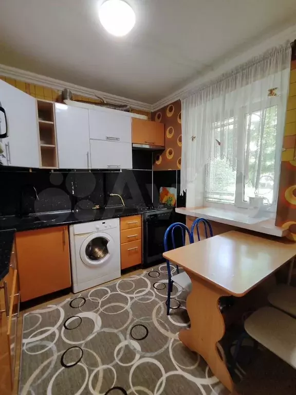 3-к. квартира, 56 м, 1/5 эт. - Фото 0