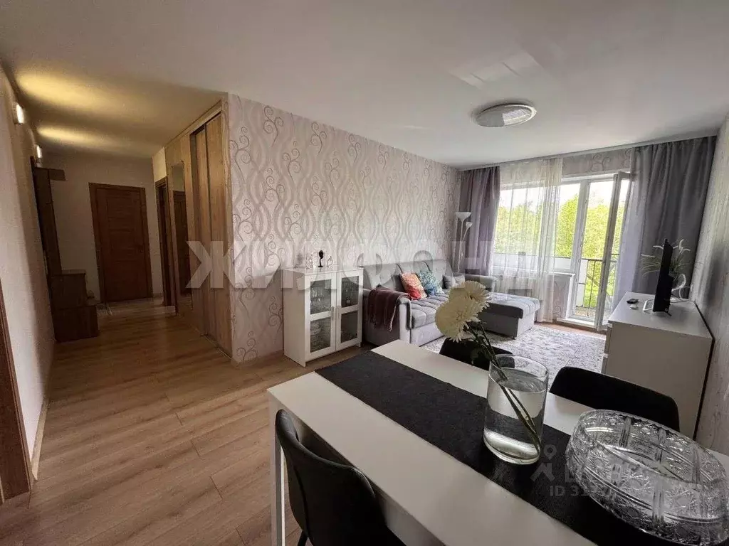 Квартира, 3 комнаты, 60.4 м - Фото 0