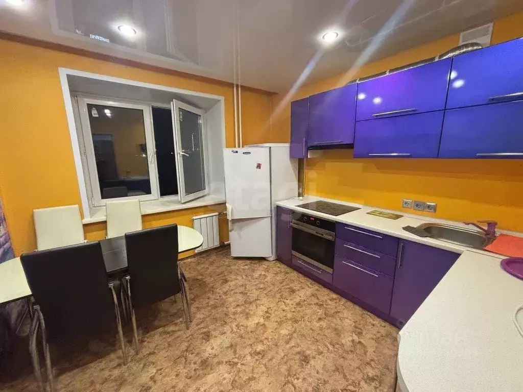 2-к кв. Красноярский край, Красноярск просп. 60 лет Образования СССР, ... - Фото 0