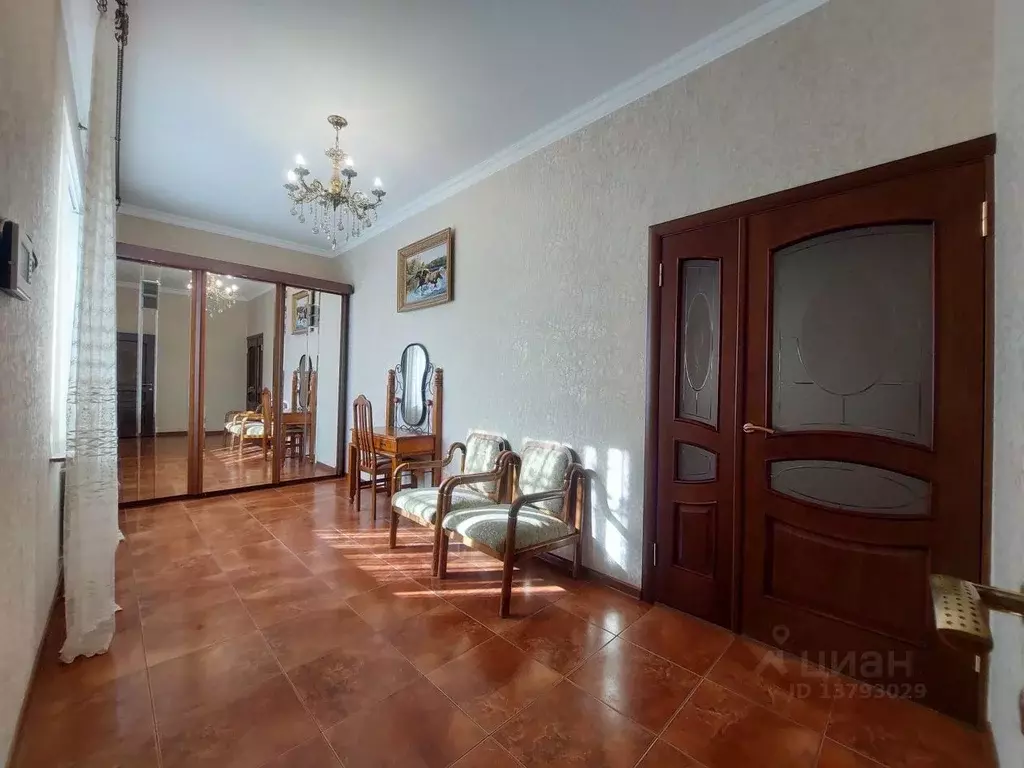 Дом в Кабардино-Балкария, Нальчик ул. Иллазарова, 94 (420 м) - Фото 0