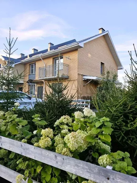 Таунхаус в Ленинградская область, Ломоносовский район, Ропшинское ... - Фото 1