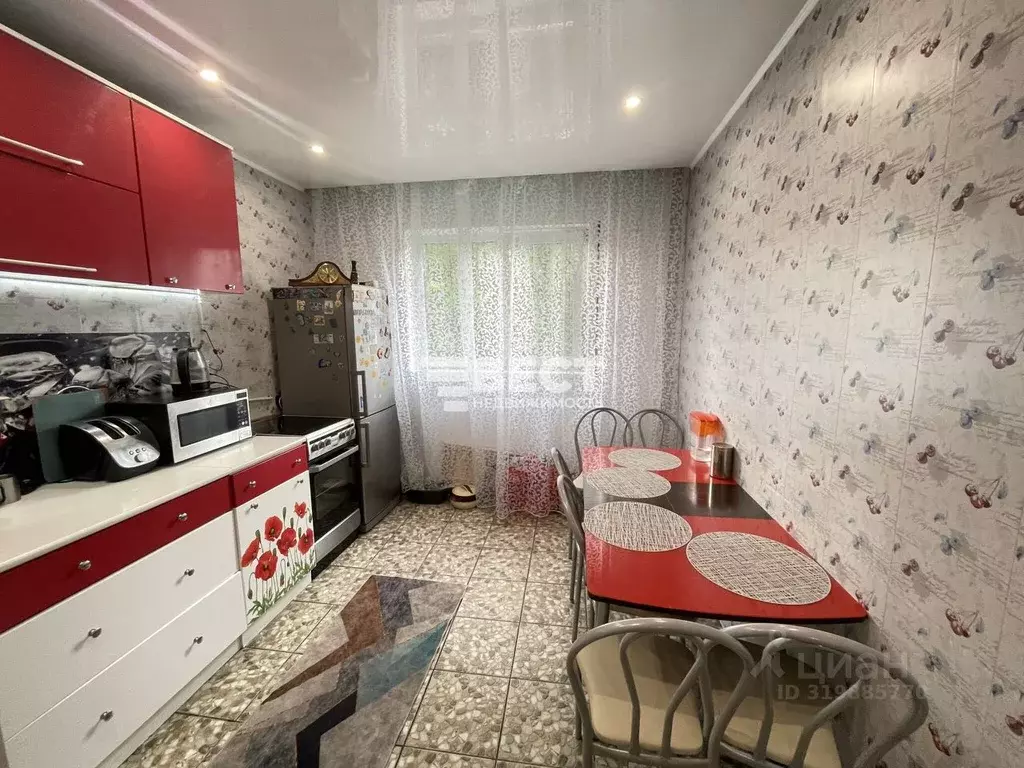 4-к кв. Кемеровская область, Ленинск-Кузнецкий ул. Суворова, 14 (80.4 ... - Фото 1