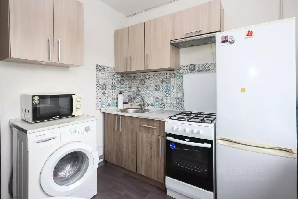 1-к кв. Калининградская область, Калининград ул. Чайковского, 35 (31.5 ... - Фото 2