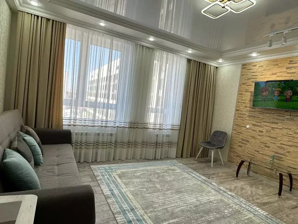 Студия Ямало-Ненецкий АО, Пуровский район, Уренгой пгт ул. ... - Фото 1