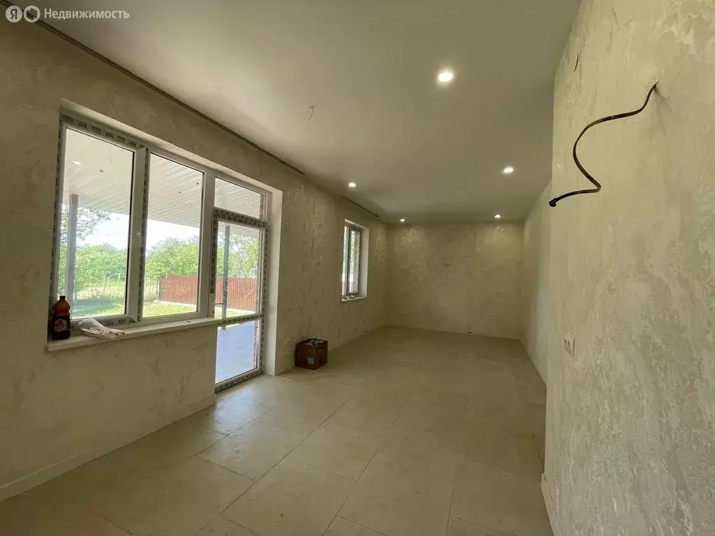 Дом в станица Гостагаевская, улица Коммунаров, 9 (120 м) - Фото 1