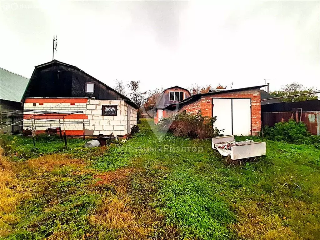 Дом в село Дядьково, Центральная улица, 82 (24.6 м) - Фото 1