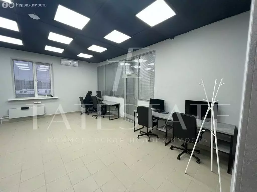 Офис (305 м) - Фото 2