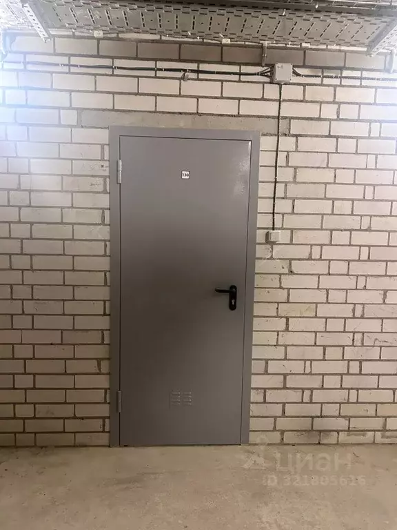 Гараж в Карелия, Петрозаводск ул. Оборонная, 9 (6 м) - Фото 1