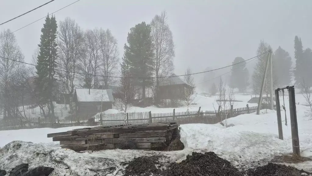 Участок в Кемеровская область, Таштагол ул. Дзержинского, 64А (15.0 ... - Фото 0