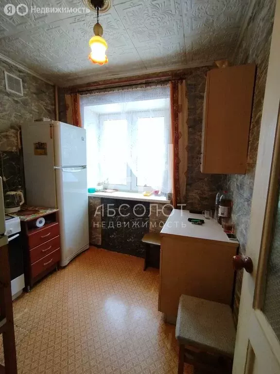 2-комнатная квартира: Краснозаводск, улица Трудовые Резервы, 8 (42 м) - Фото 2