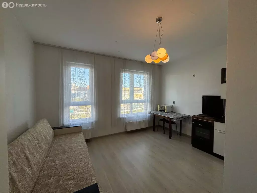 Квартира-студия: Свердловская область, муниципальное образование ... - Фото 2