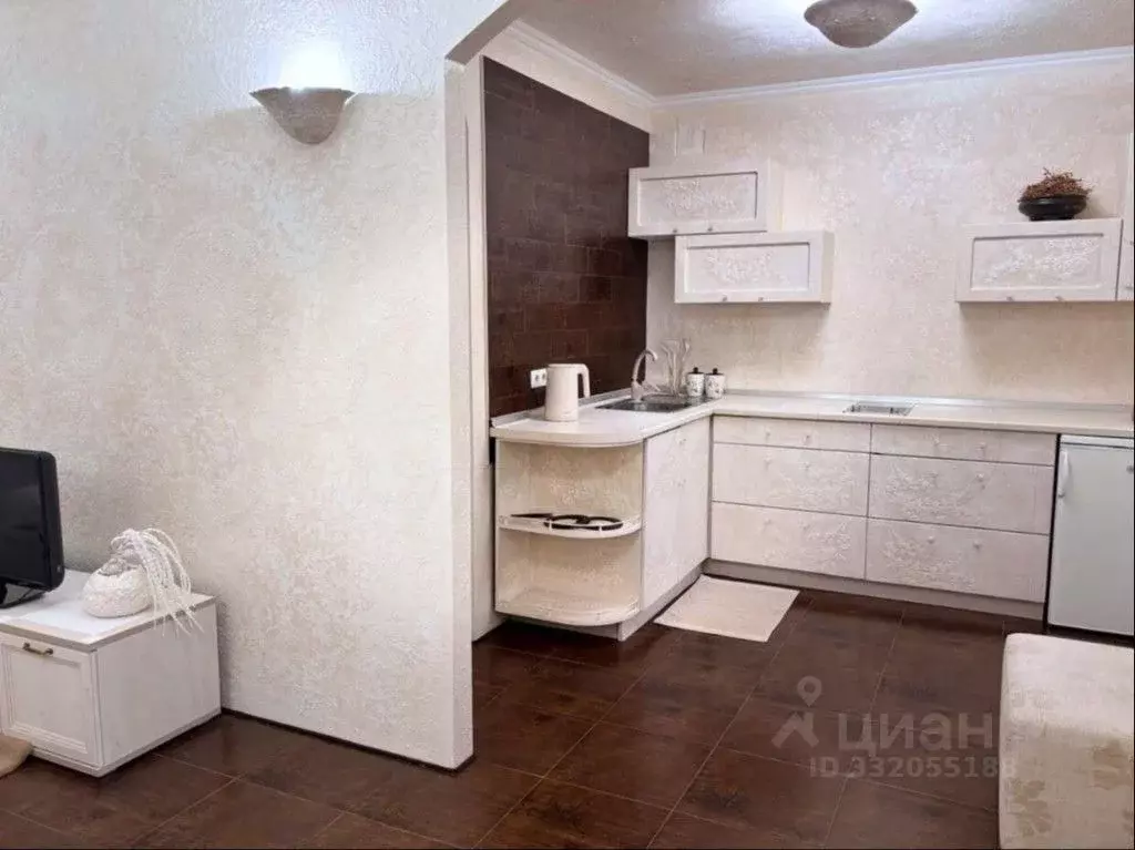 1-к кв. Крым, Симферополь ул. Лексина, 52 (40.0 м) - Фото 2