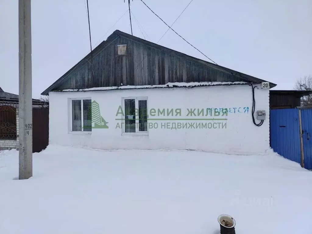 Дом в Саратовская область, Федоровский район, Мокроус рп Центральная ... - Фото 1