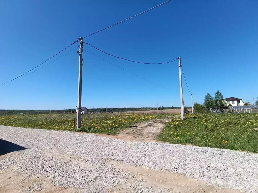Участок в Калужская область, Жуковский район, с. Тарутино Совхозная ... - Фото 0