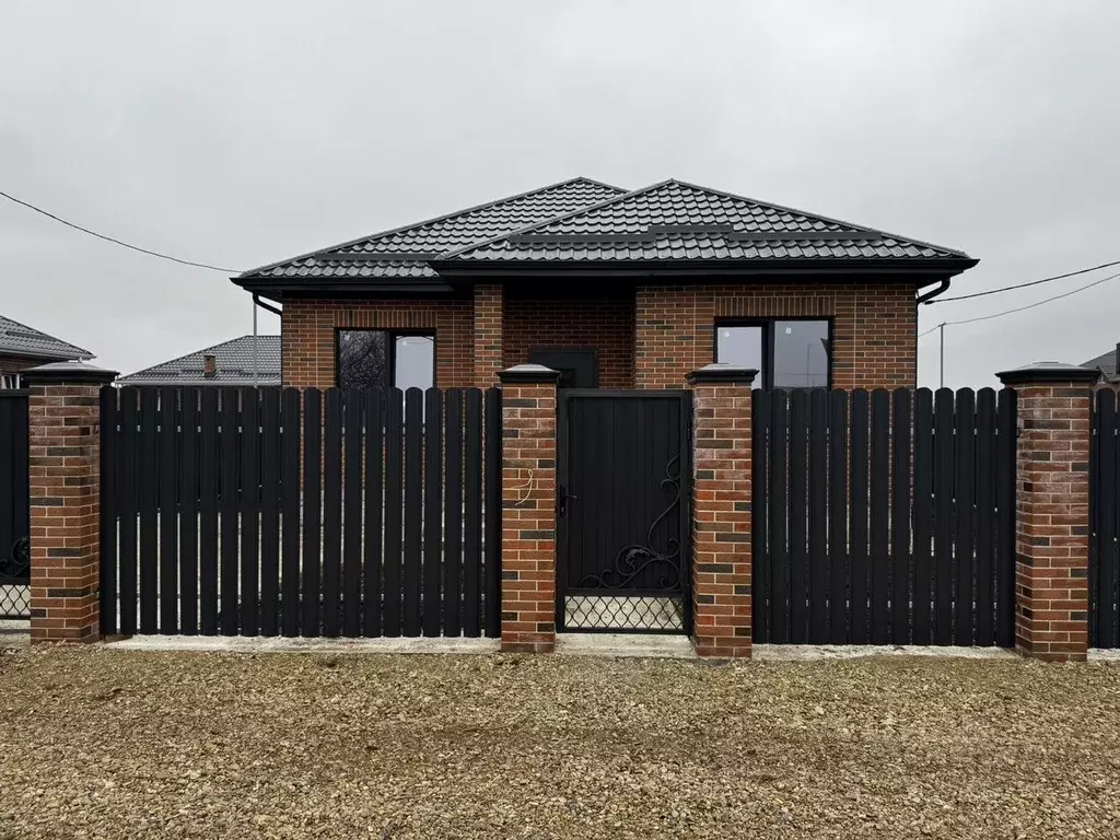 Дом в Краснодарский край, Краснодар Старокорсунская ст-ца, ул. ... - Фото 1