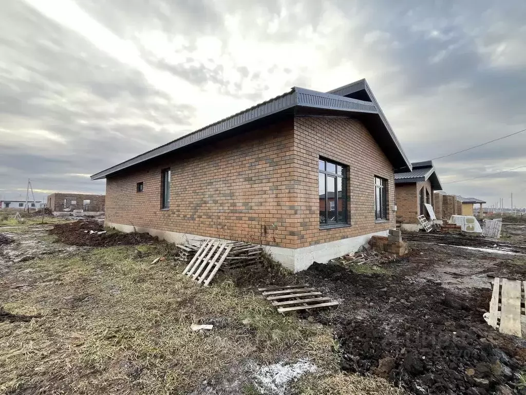 Дом в Башкортостан, Уфимский район, Русско-Юрмашский сельсовет, д. ... - Фото 2