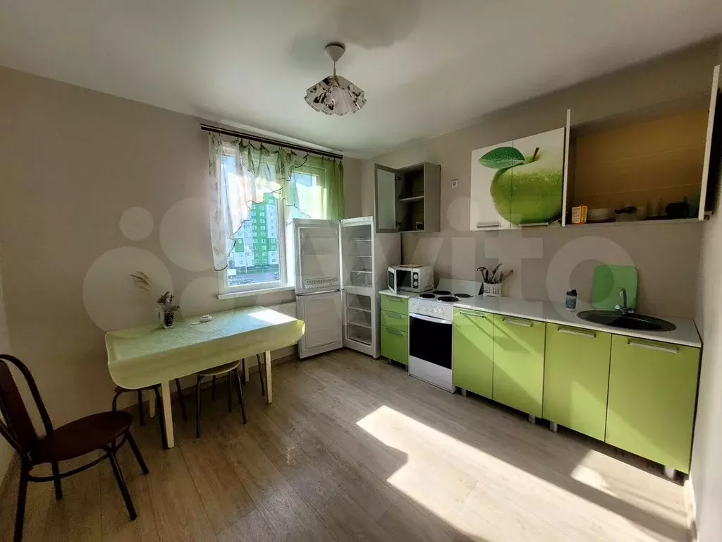 1-к. квартира, 35 м, 4/17 эт. - Фото 0