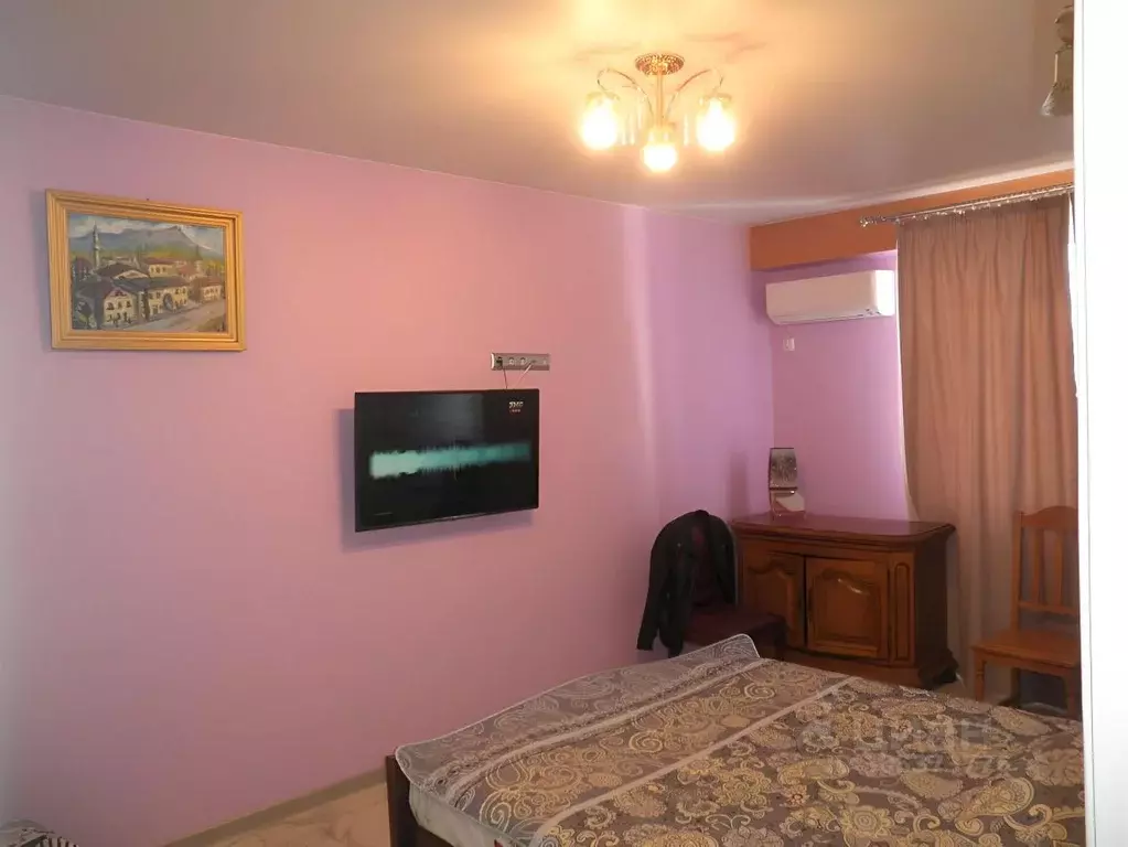1-к кв. Крым, Алушта ул. 60 лет СССР, 27 (39.0 м) - Фото 0