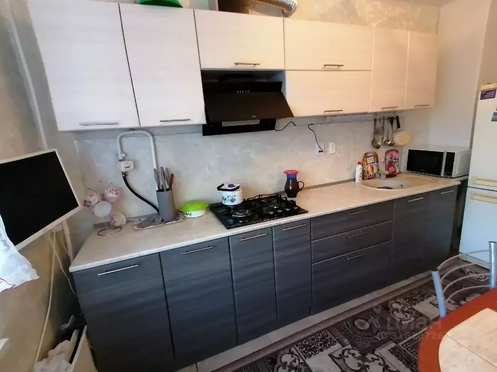 3-к кв. Пермский край, Пермь ул. Карбышева, 40 (63.0 м) - Фото 0