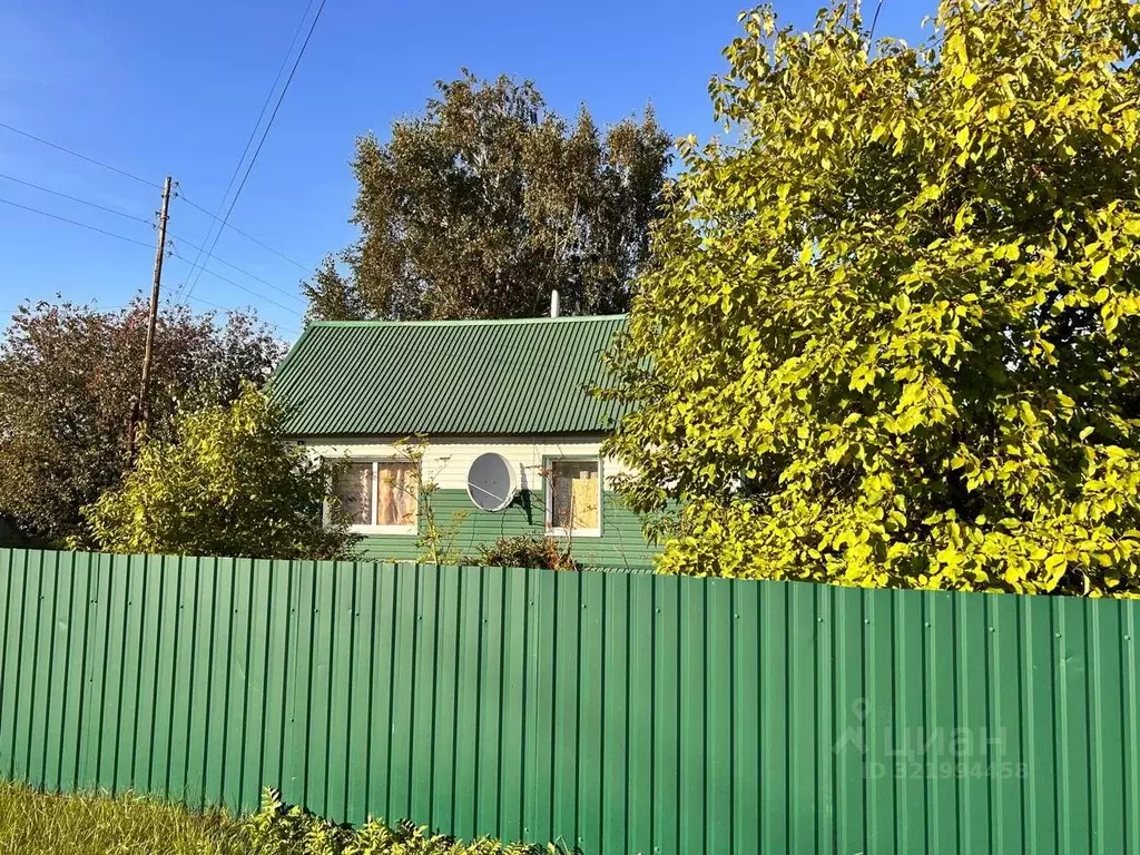 Дом в Алтайский край, Тюменцевский район, с. Тюменцево ул. ... - Фото 1