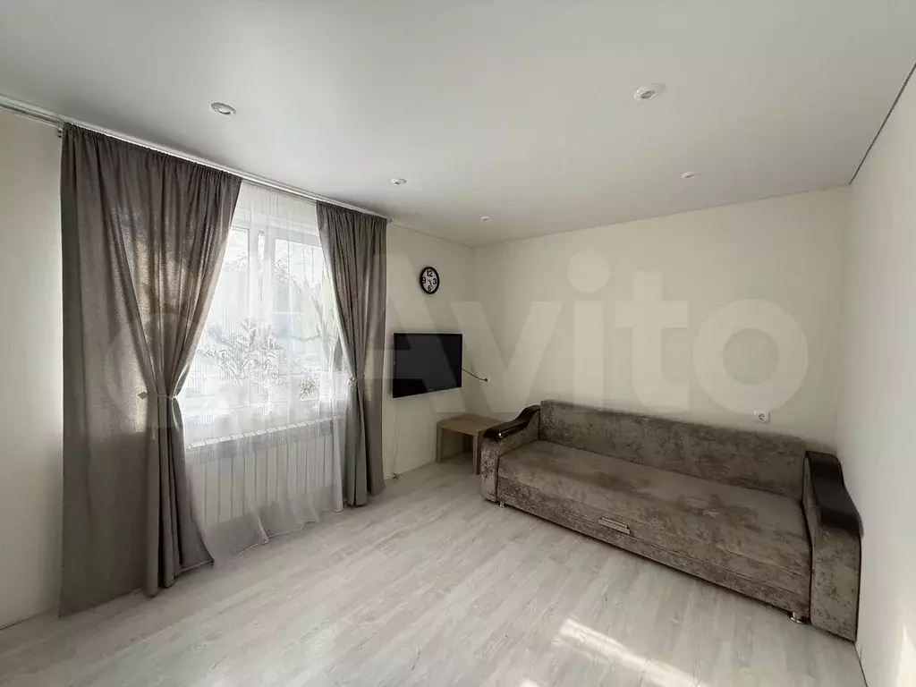 2-к. квартира, 40,6 м, 1/5 эт. - Фото 0