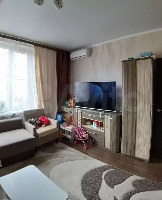 1-к. квартира, 38 м, 4/18 эт. - Фото 0