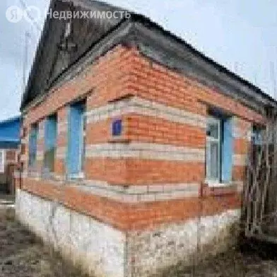 Дом в Бузулук, улица Чапаева (50 м) - Фото 1