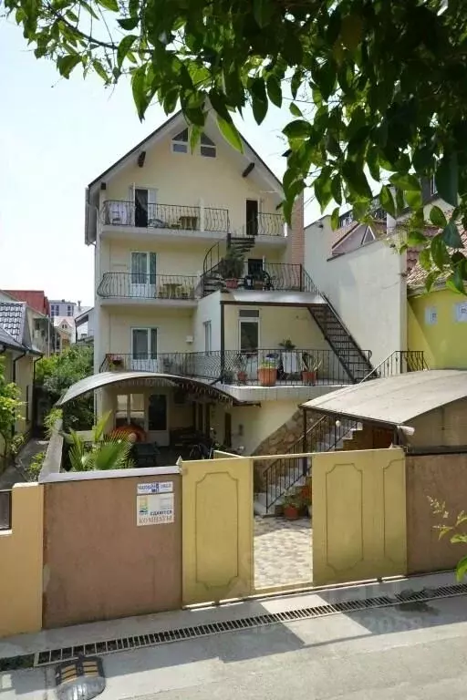 Комната Краснодарский край, Сочи Адлер жилрайон, ул. Чкалова, 24Б ... - Фото 0