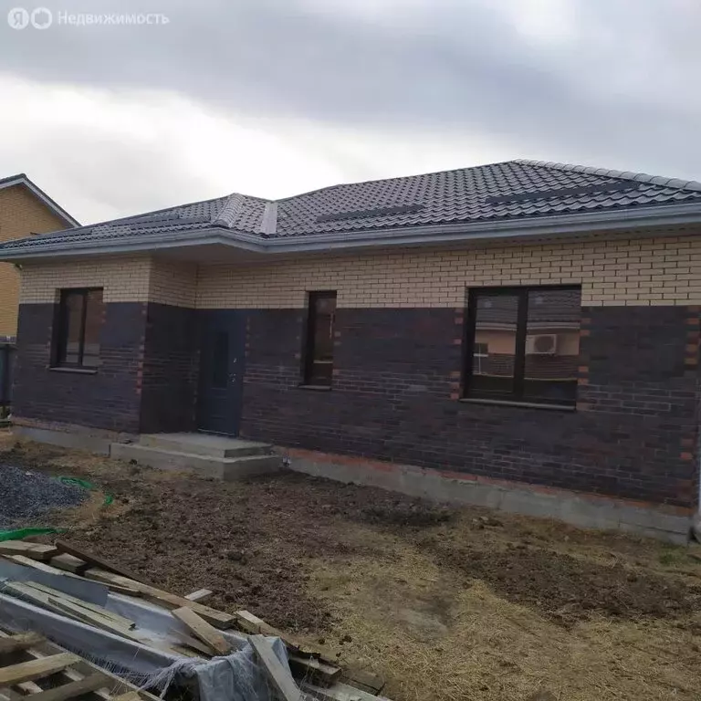 Дом в Азовский район, посёлок Красный Сад (89 м) - Фото 1