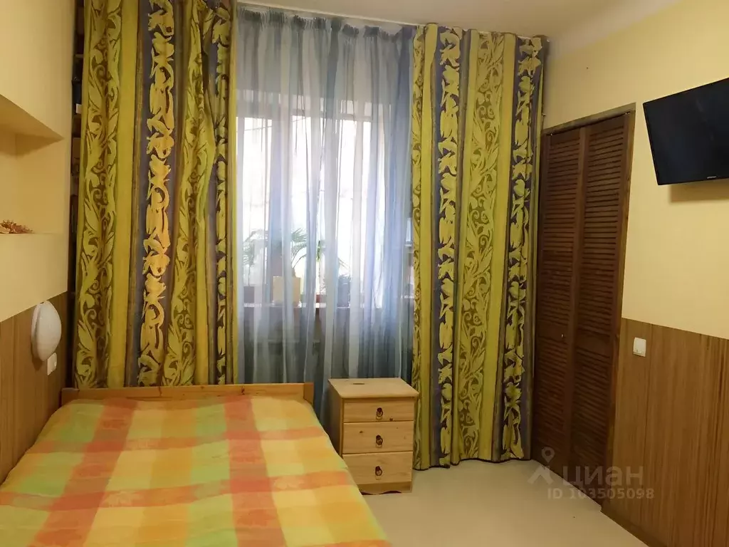 2-к кв. Крым, Ялта муниципальный округ, Никита пгт 10 (50.0 м) - Фото 1
