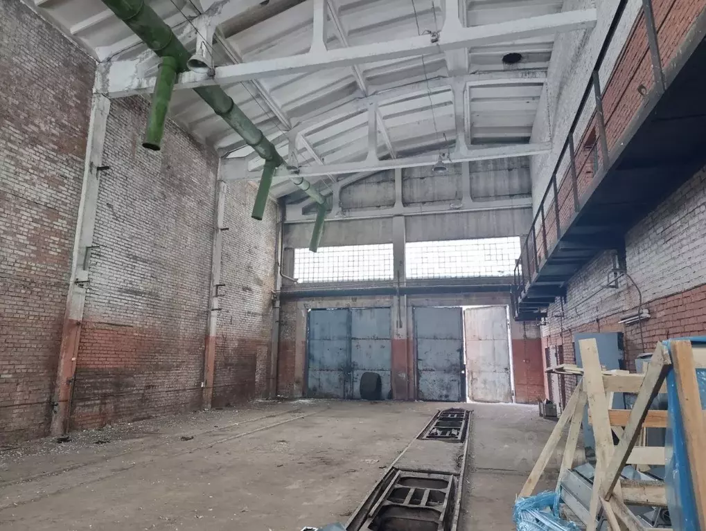 Склад в Псковская область, Великие Луки Октябрьский просп., 125Б (430 ... - Фото 1