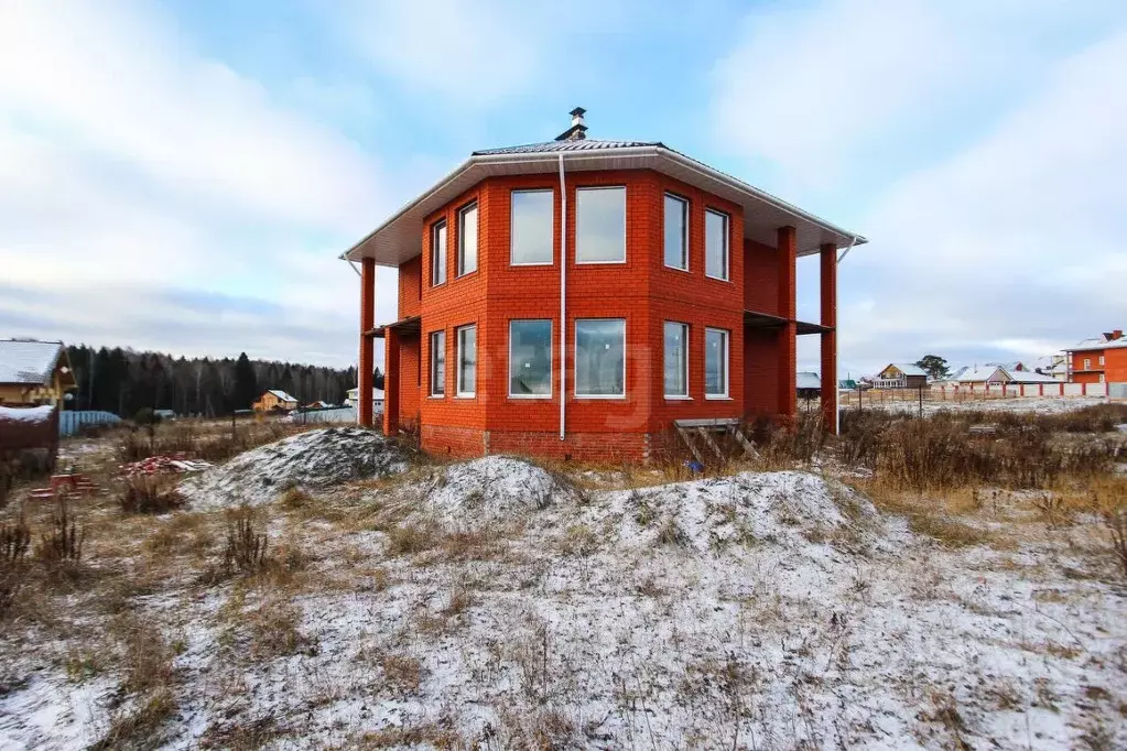 Дом в Удмуртия, Завьяловский район, с. Ягул ул. Мирная, 39 (220 м) - Фото 1