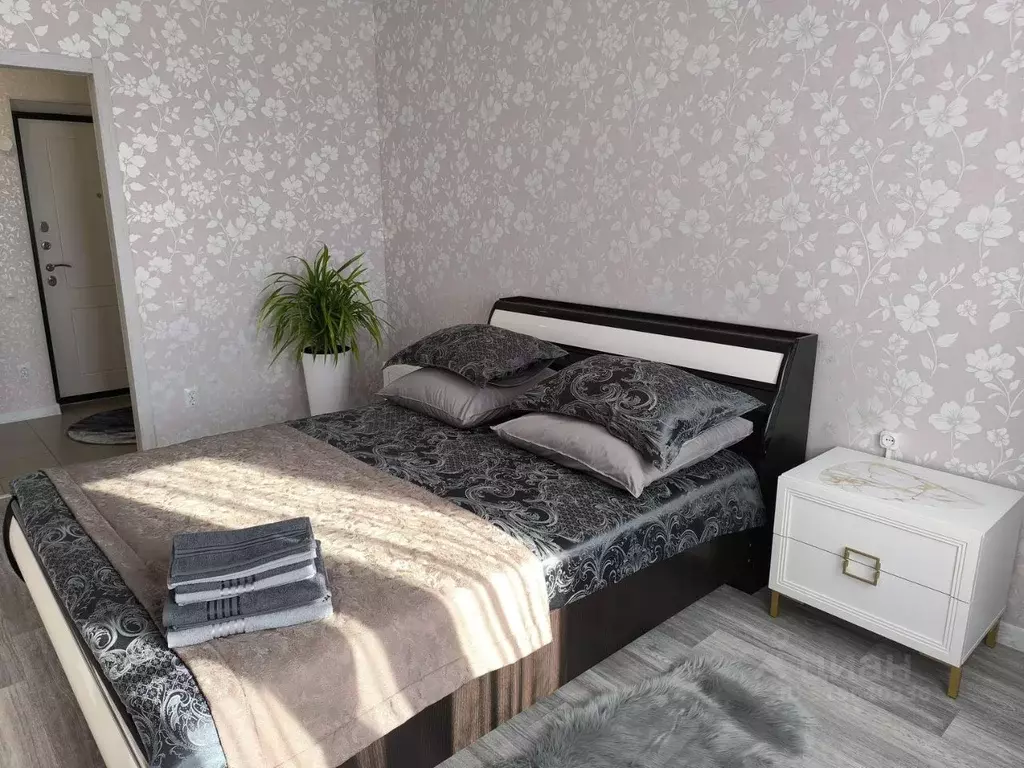 1-к кв. Курская область, Курск ул. Энгельса, 158к2 (45.0 м) - Фото 1