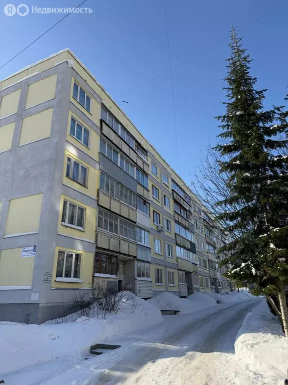 2-комнатная квартира: Киров, Производственная улица, 3 (52.8 м) - Фото 1