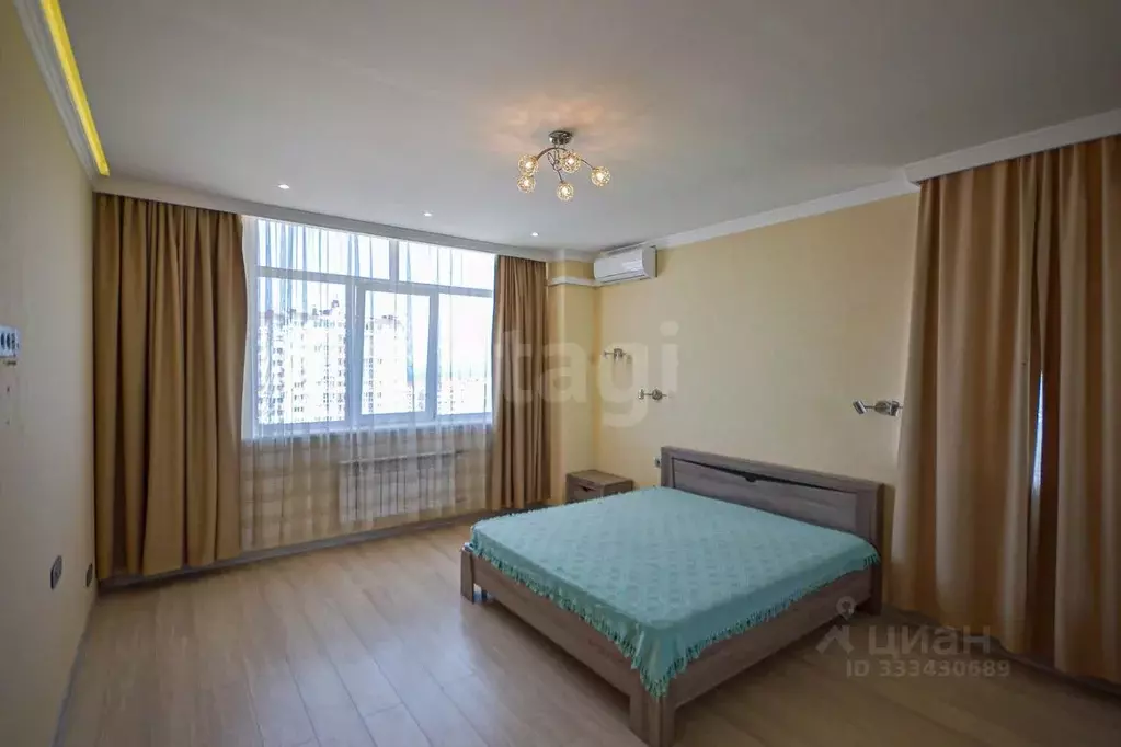 3-к кв. Севастополь ул. Парковая, 14к1 (83.3 м) - Фото 1