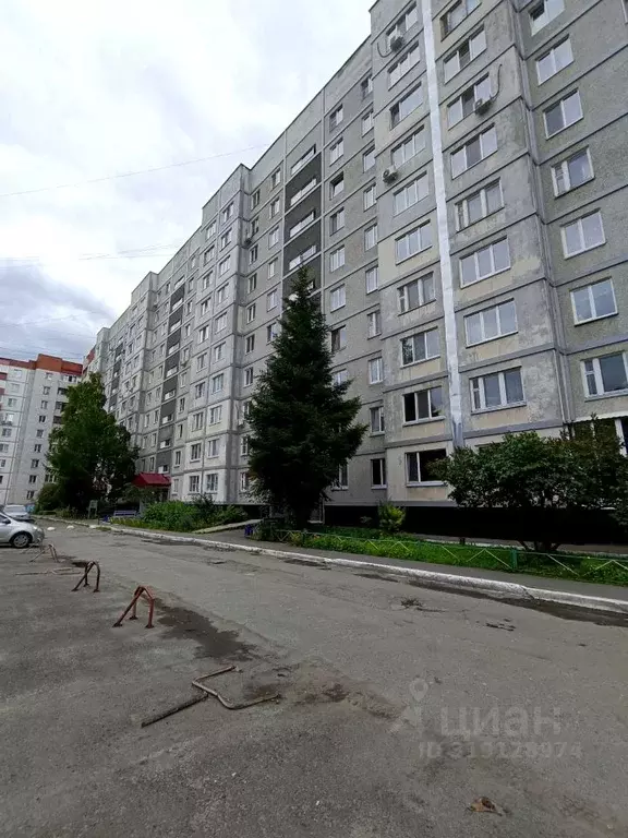 3-к кв. Курганская область, Курган Заозерный жилрайон, 1-й мкр, 26 ... - Фото 0