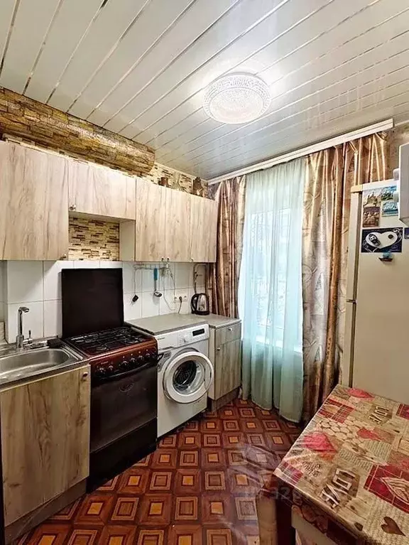 2-к кв. Московская область, Лобня ул. Калинина, 12 (45.0 м) - Фото 1